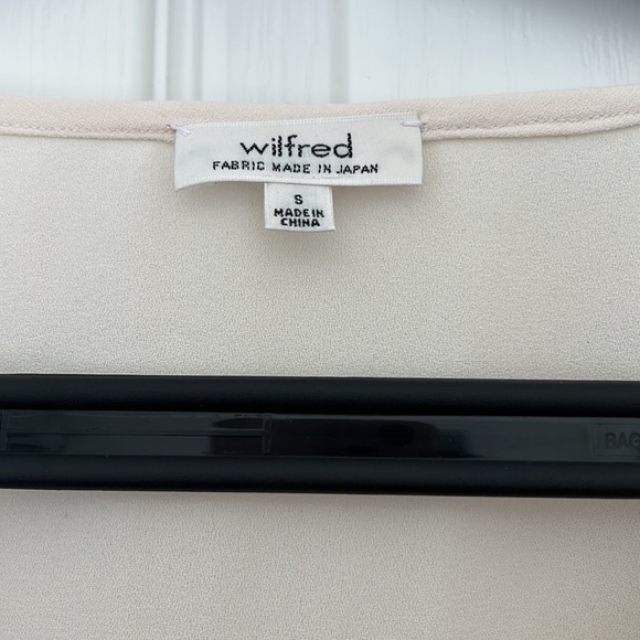 CLEARANCE SEND OFFERS Wilfred White Long Sleeve Top S Flowy/slightly cropped - Picture 2 of 4